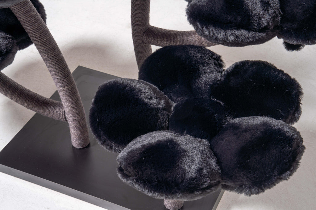 dogal formda pelus kedi agaci modeli
